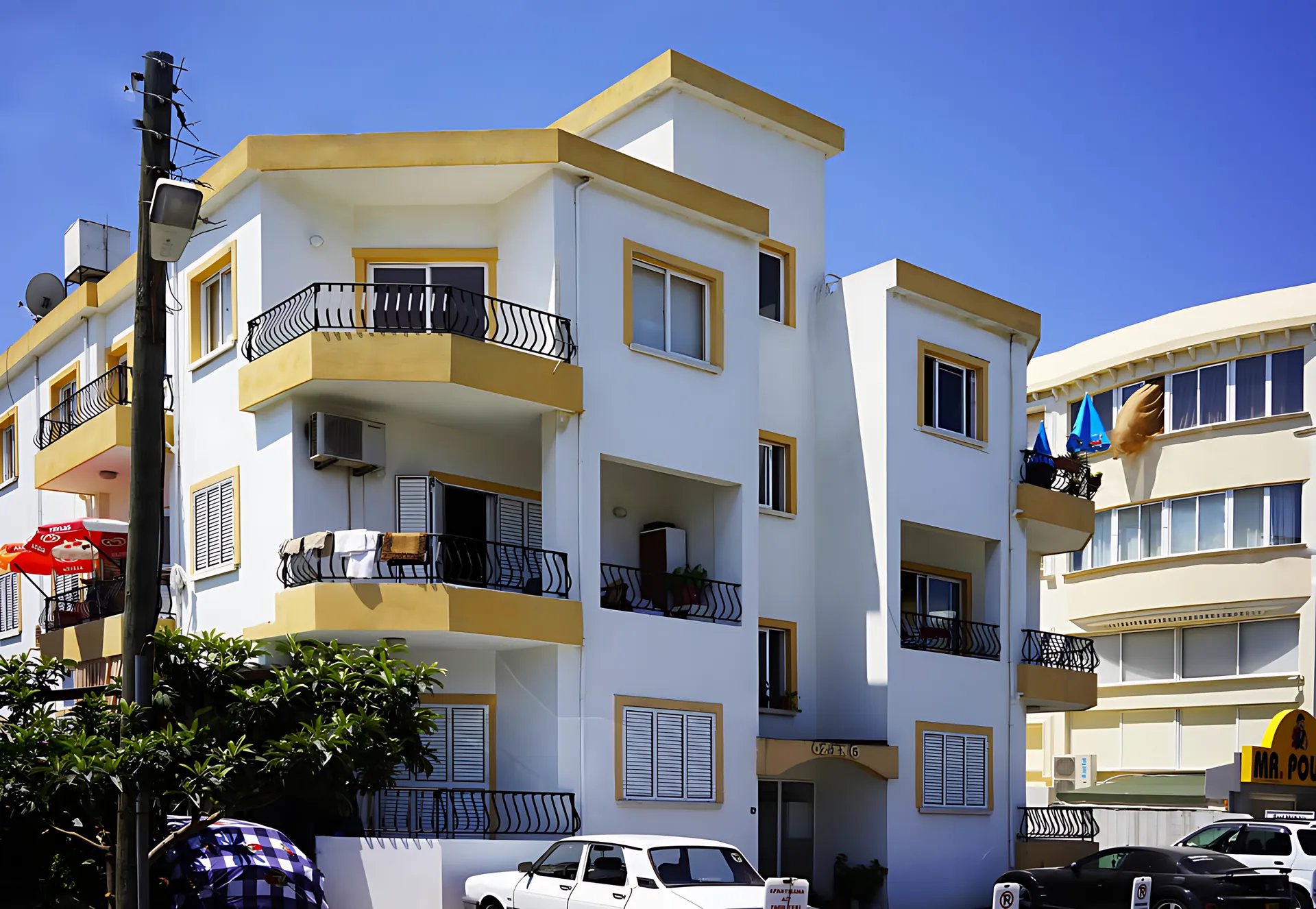 Öz-En 5, Kyrenia town centre
